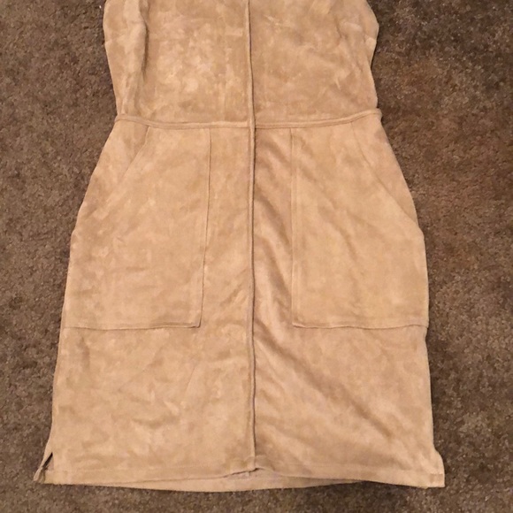 Faux suede tan fitted dress - Picture 3 of 4